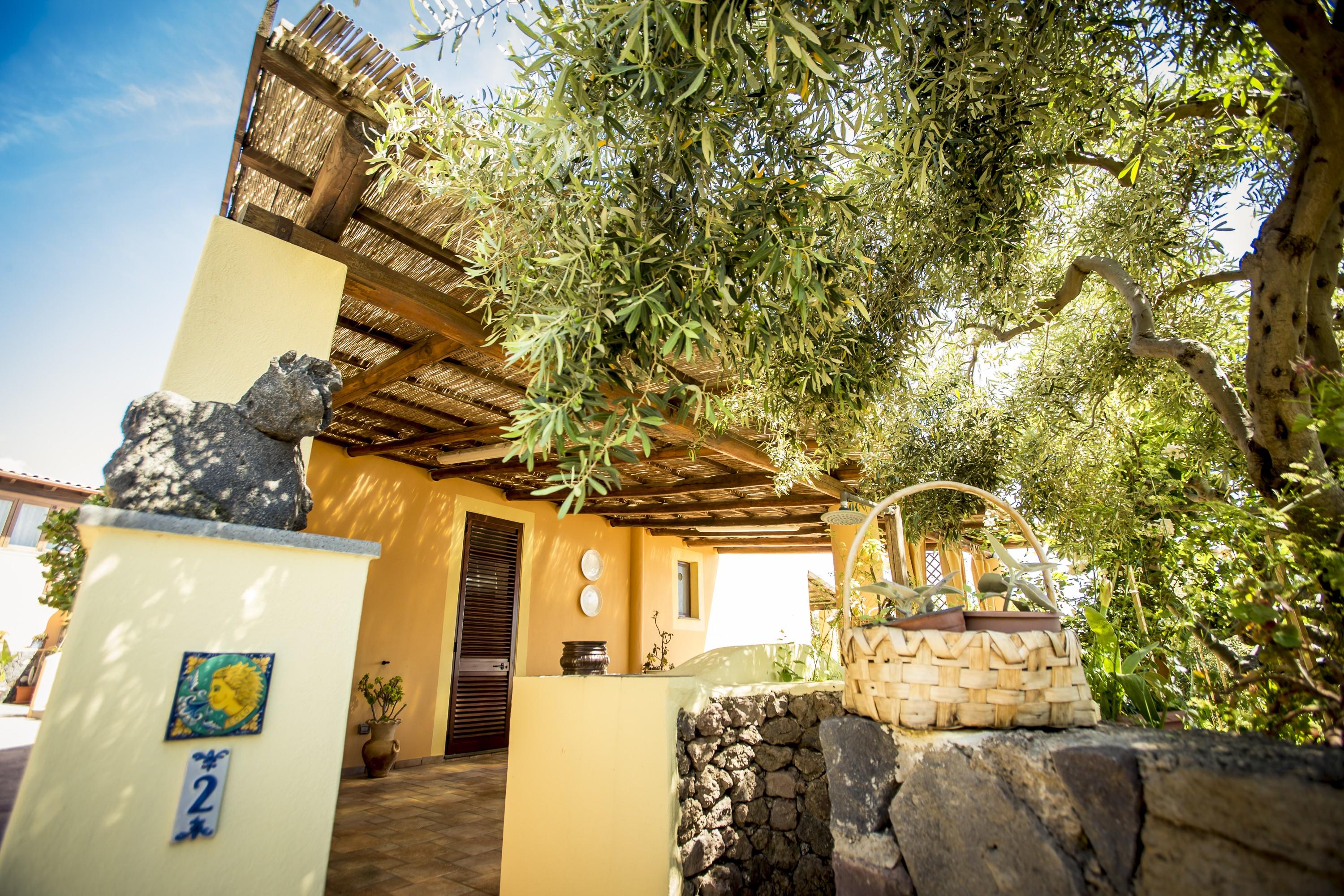 Resort Al Belvedere Salina Leni Exterior photo