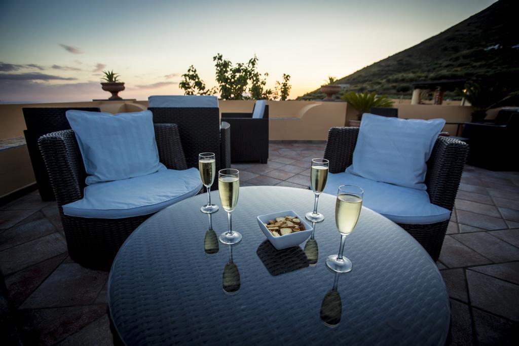 Resort Al Belvedere Salina Leni Exterior photo
