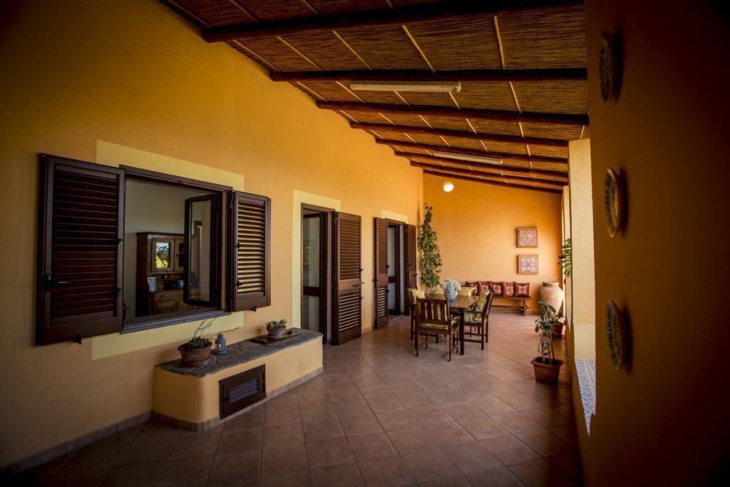 Resort Al Belvedere Salina Leni Exterior photo